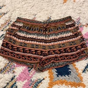 Comfy American Eagle patterned shorts, size M